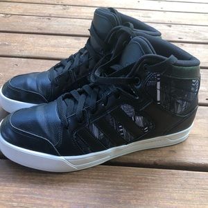 NEW Adidas NEO Sneakers Black & White Size 10